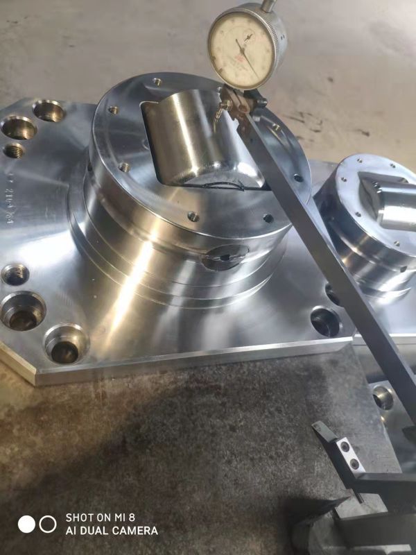 復(fù)合滾輪軸承—combined bearing， 又稱(chēng)組合滾輪軸承